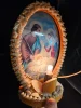 Lampka religijna – Święta Rodzina w ramie z muszelek, 30 cm