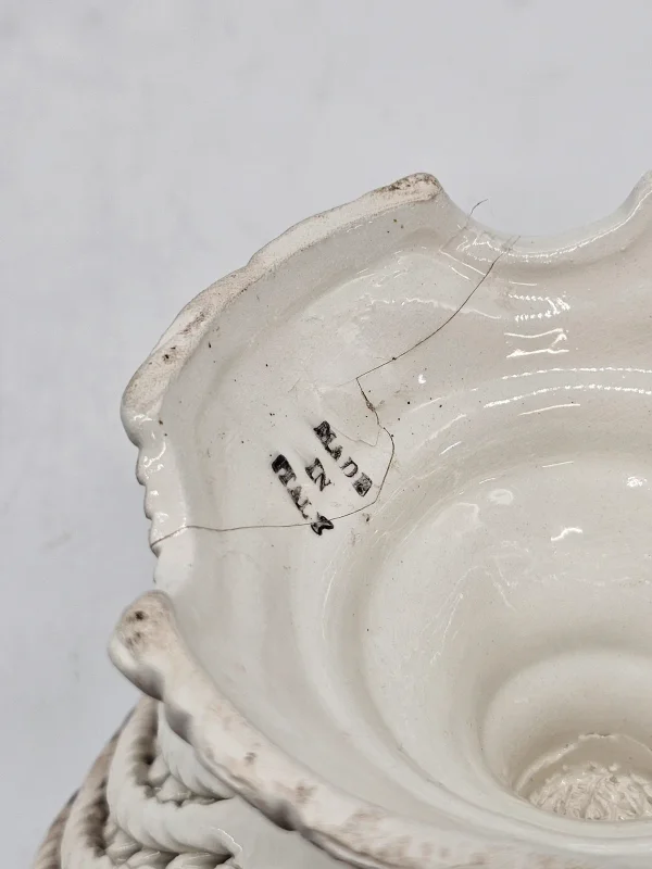 Włoska misa porcelanowa na nodze – ażurowa plecionka, Made in Italy, 18×10 cm