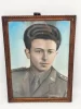 Portret żołnierza lotnictwa – ręcznie koloryzowana fotografia w ramie, lata 40-50 33×44 cm