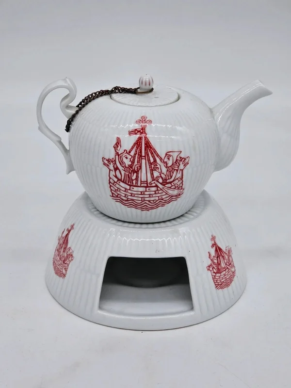 Zabytkowy porcelanowy dzbanek z podgrzewaczem Wallendorf 1764