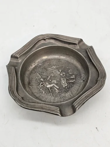 Popielniczka cynowa Frieling Niemcy 92% Cyny relief