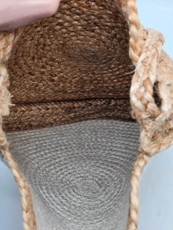 Torba pleciona depot jutowa z kwiatowym nadrukiem okrągła 40 cm