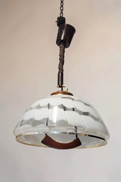 Lampa wisząca vintage Habeco Germany regulowana mleczne szkło drewno 67 cm