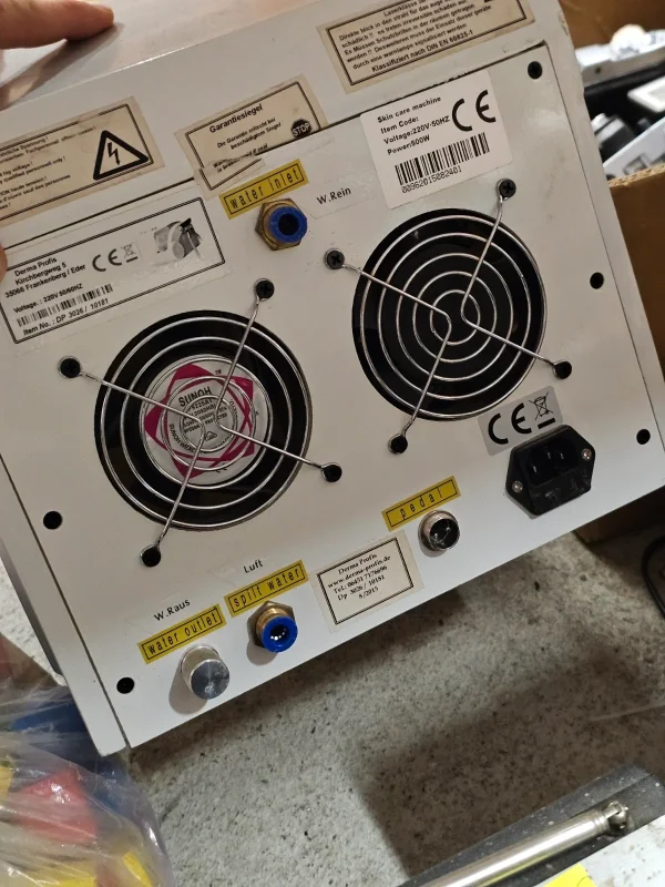 Laser kosmetyczny Derma Profis DP3026 urządzenie salonowe do naprawy