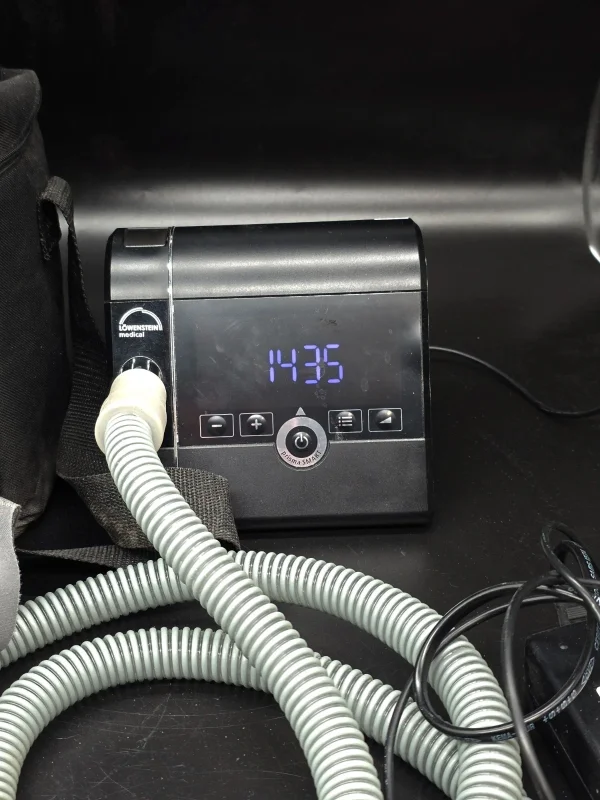 Aparat CPAP Lowenstein Prisma smart wm 090 TD kompletny zestaw maska torba