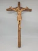 Duży drewniany krzyż rzeźba Chrystusa rękodzieło ludowe 72 cm