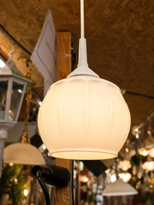 Lampa wisząca biała szklany klosz melon minimalistyczna retro 14 cm