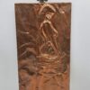 Relief ścienny z kobiecym aktem w kolorze miedzi, 15 × 28 cm