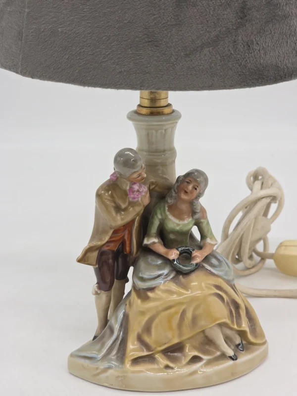 Lampa figuralna Gräfenthal Thüringen – porcelanowa para
