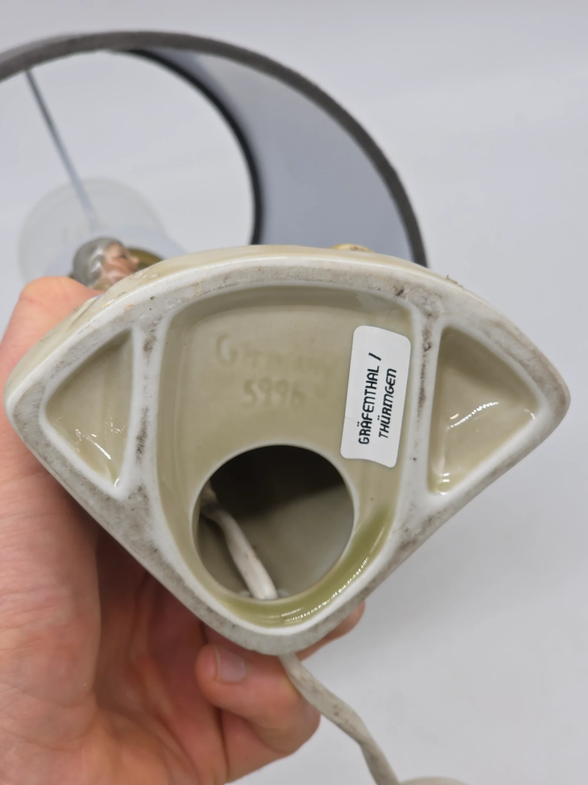 Lampa figuralna Gräfenthal Thüringen – porcelanowa para