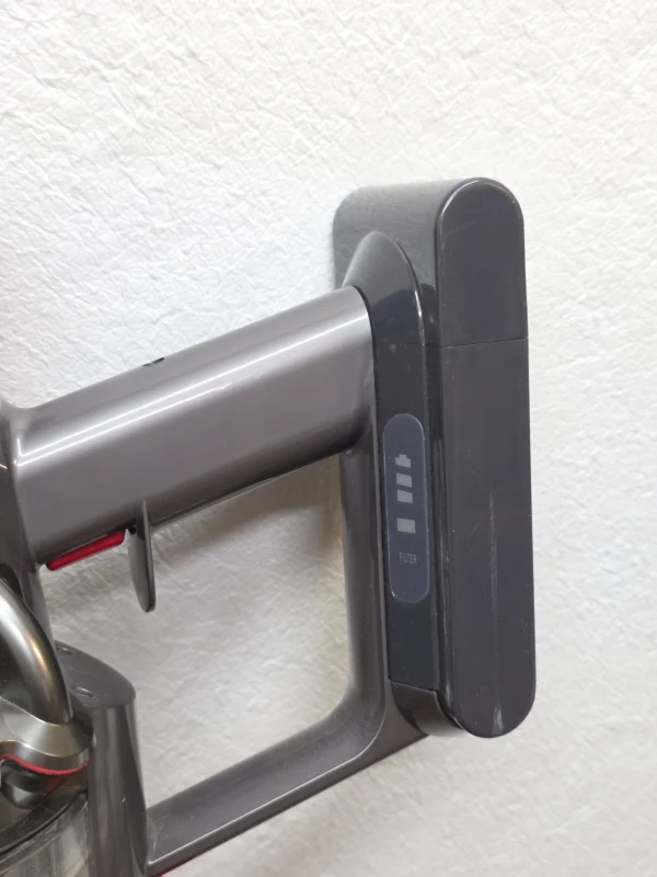Dyson Cyclone V10 Parquet – odkurzacz bezprzewodowy z elektroszczotką, uszkodzony