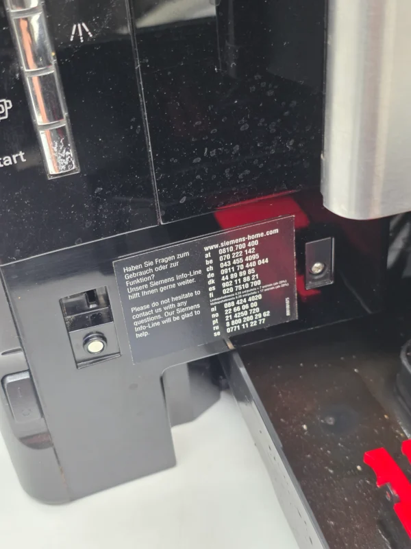 Automatyczny ekspres Siemens EQ.5 TE525F19DE/03 1600 W z młynkiem